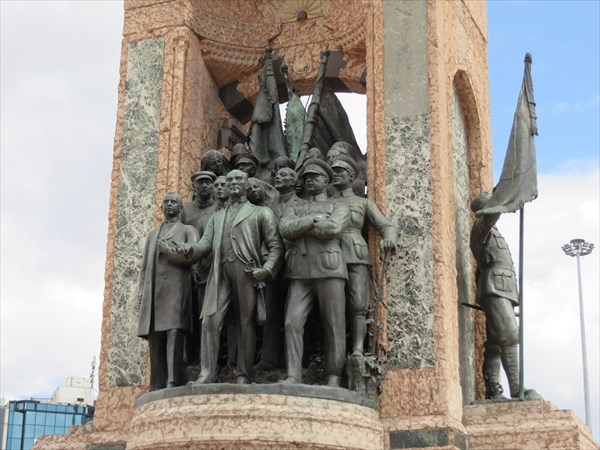 201-Памятник Независимости